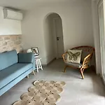 Robinsone House La Storia Hébergement de vacances *